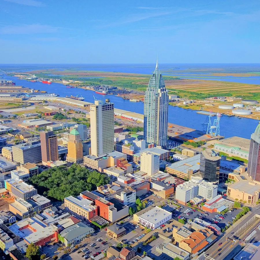 Alabama waterfront city